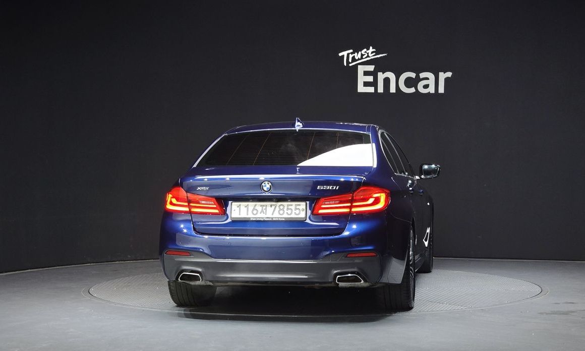 BMW 5-Series 2020