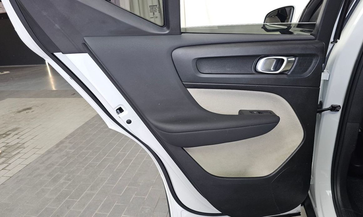 Volvo XC40 2023