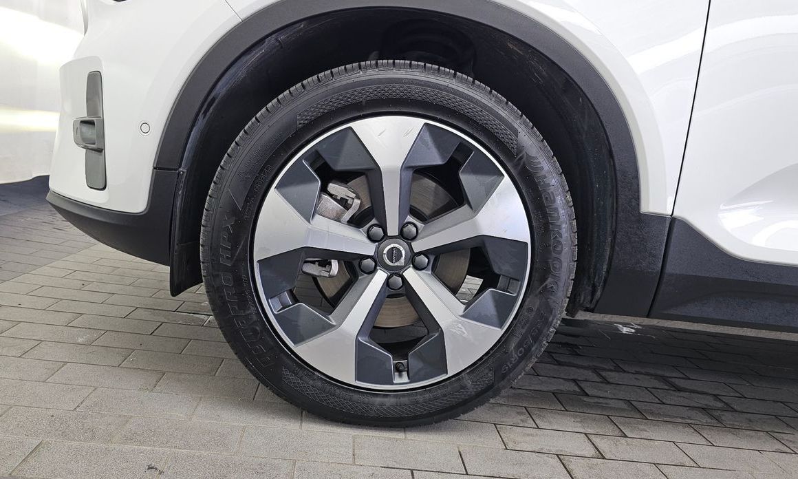 Volvo XC40 2023