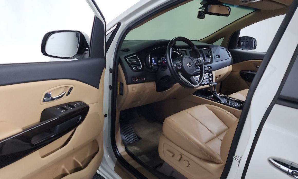 Kia Canival 2019