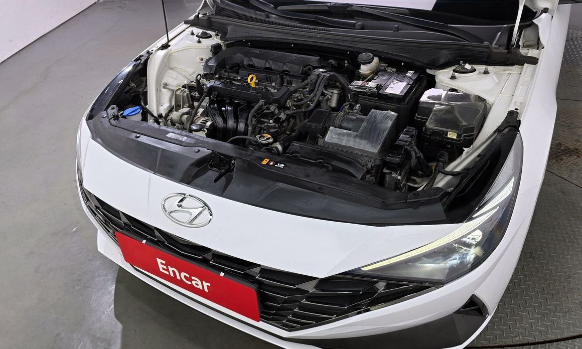 Hyundai AVANTE 2022