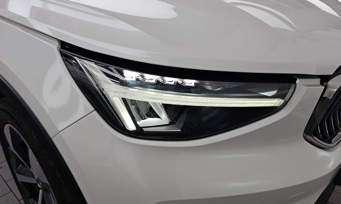 Volvo XC40 2023