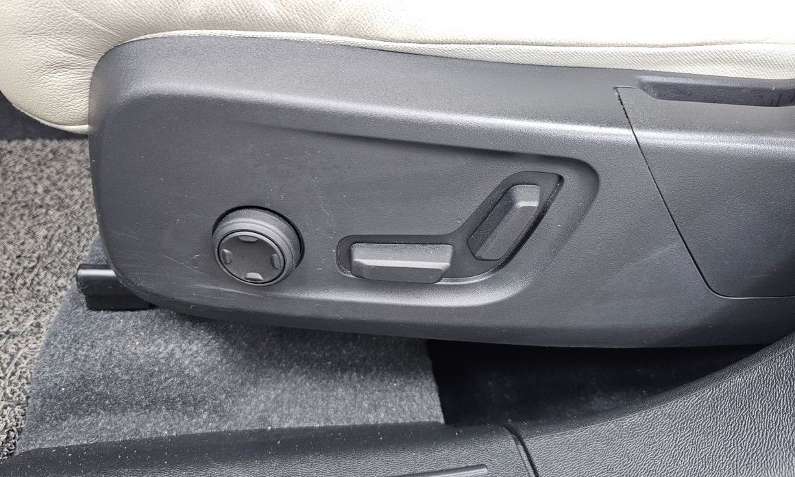Volvo XC40 2023