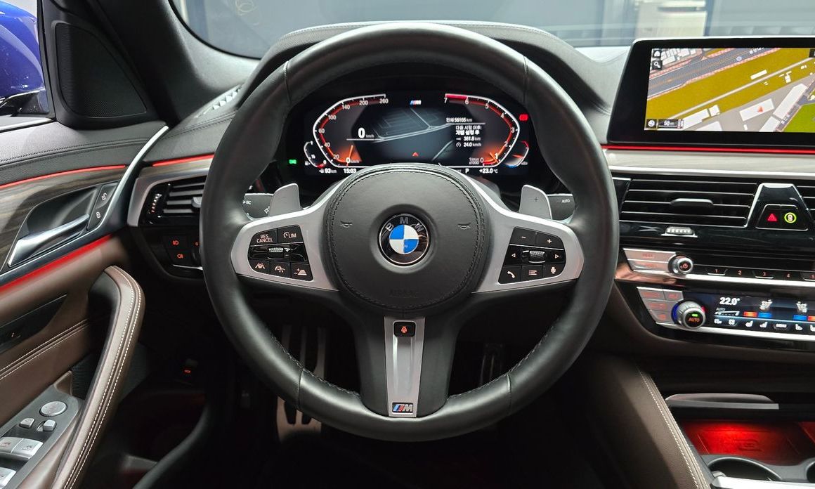 BMW 5-Series 2020