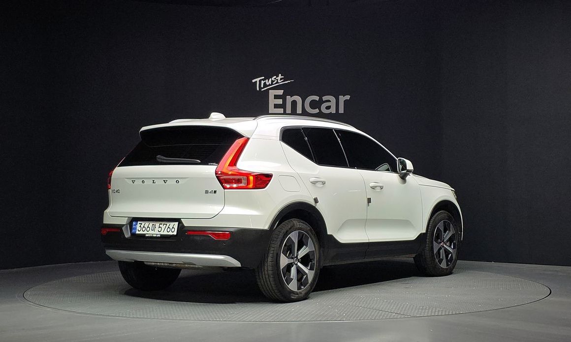 Volvo XC40 2023