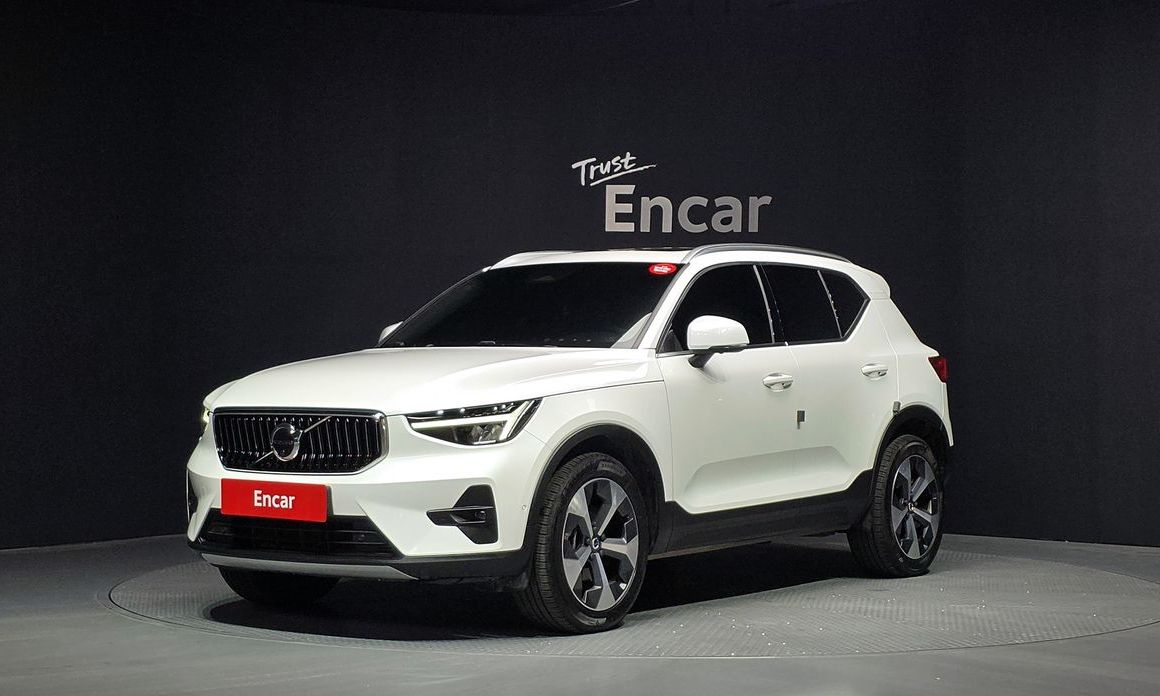 Volvo XC40 2023