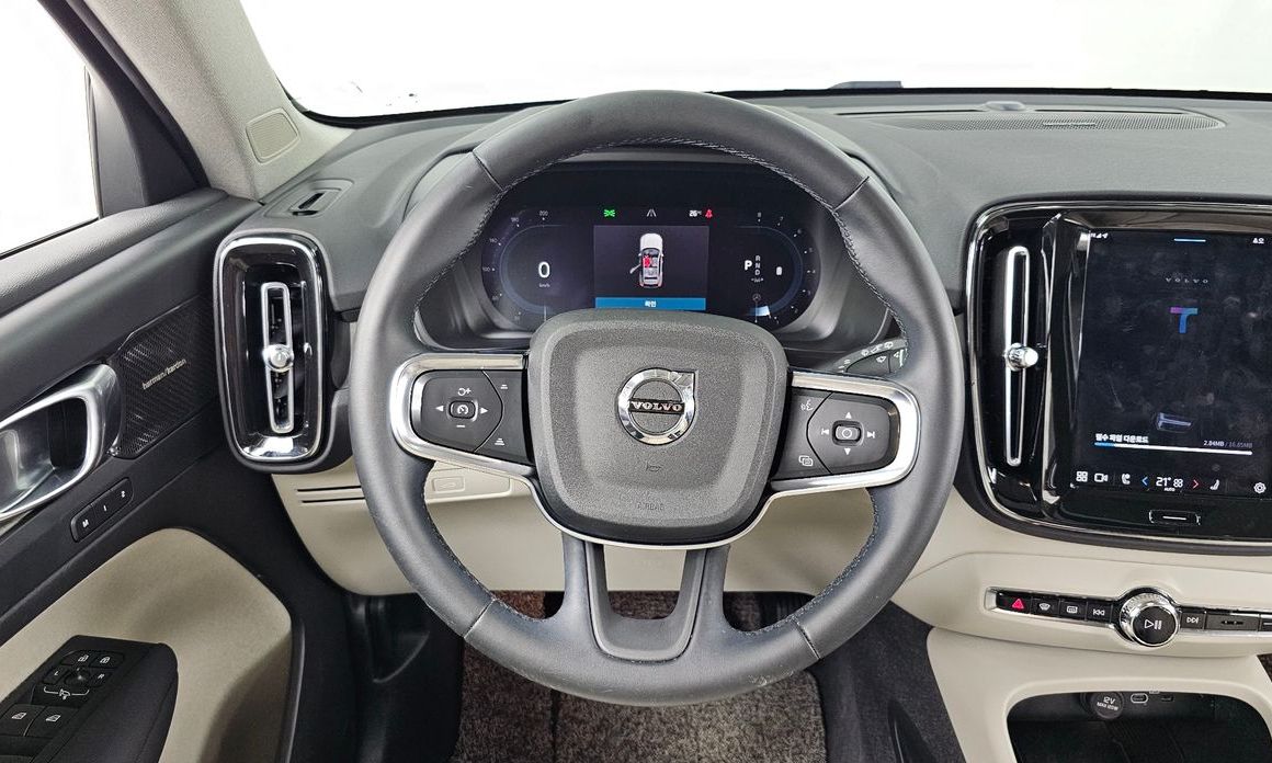 Volvo XC40 2023