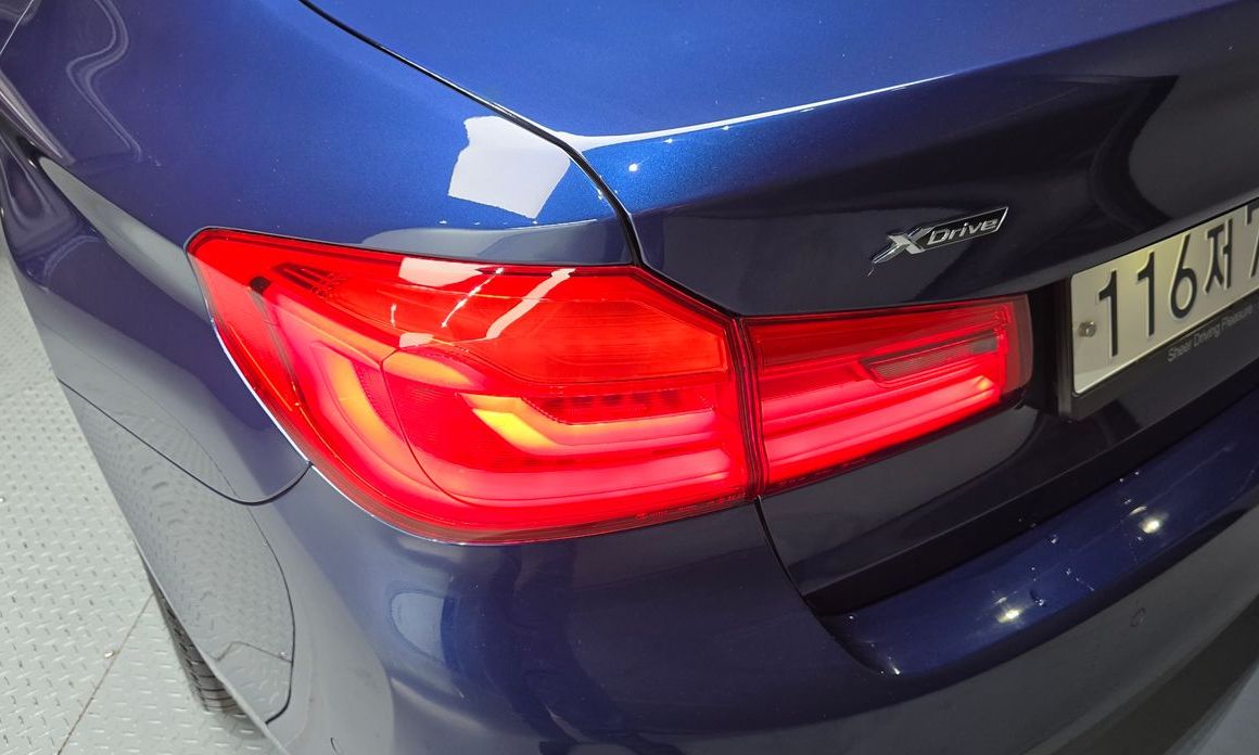 BMW 5-Series 2020