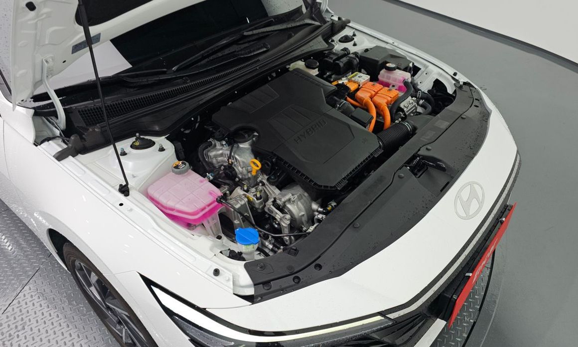 Hyundai AVANTE 2025