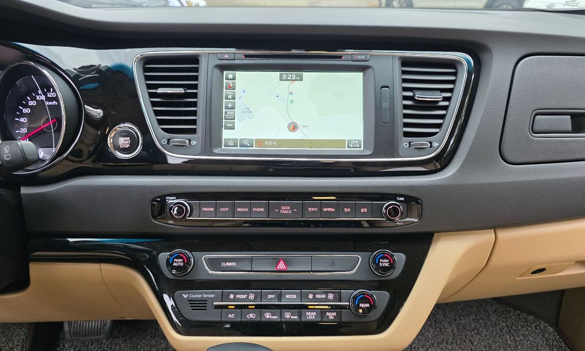 Kia Canival 2018
