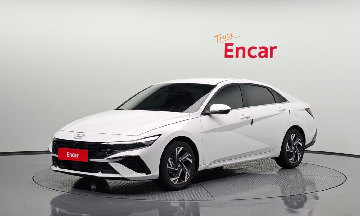 Hyundai AVANTE 2025