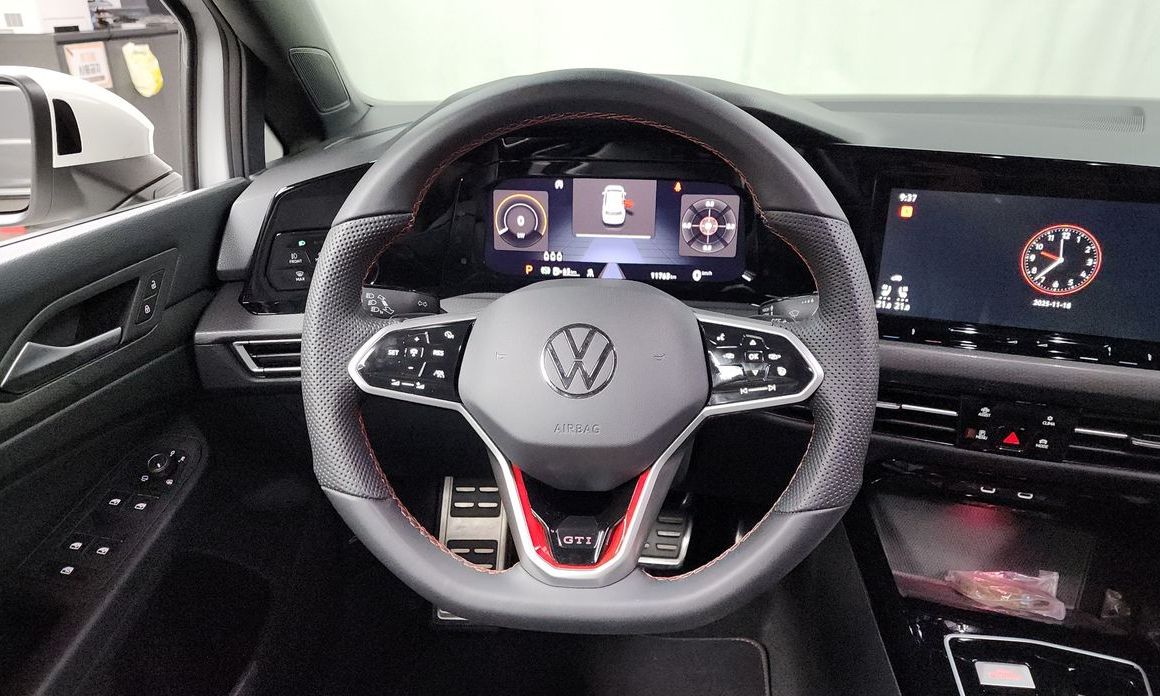 Volkswagen Golf 2023