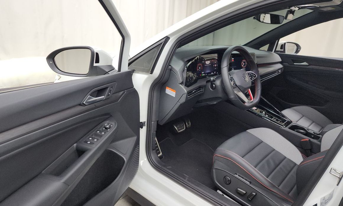 Volkswagen Golf 2023