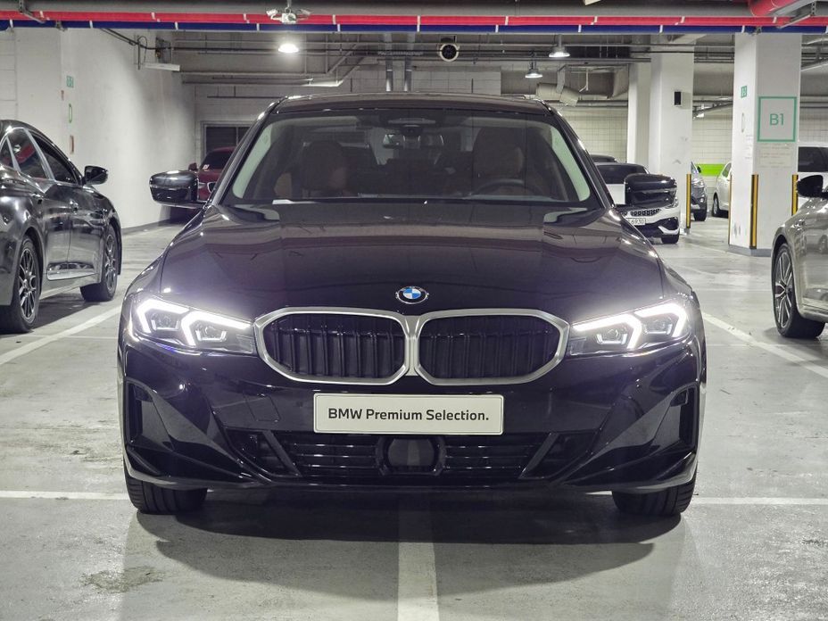 BMW 3-Series 2025