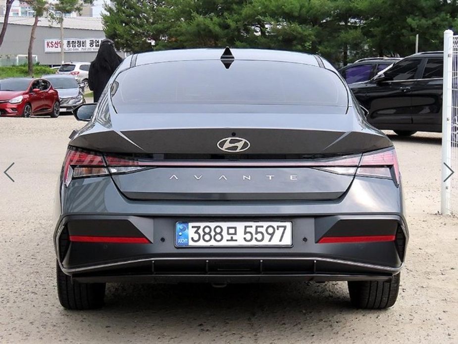 Hyundai AVANTE 2025
