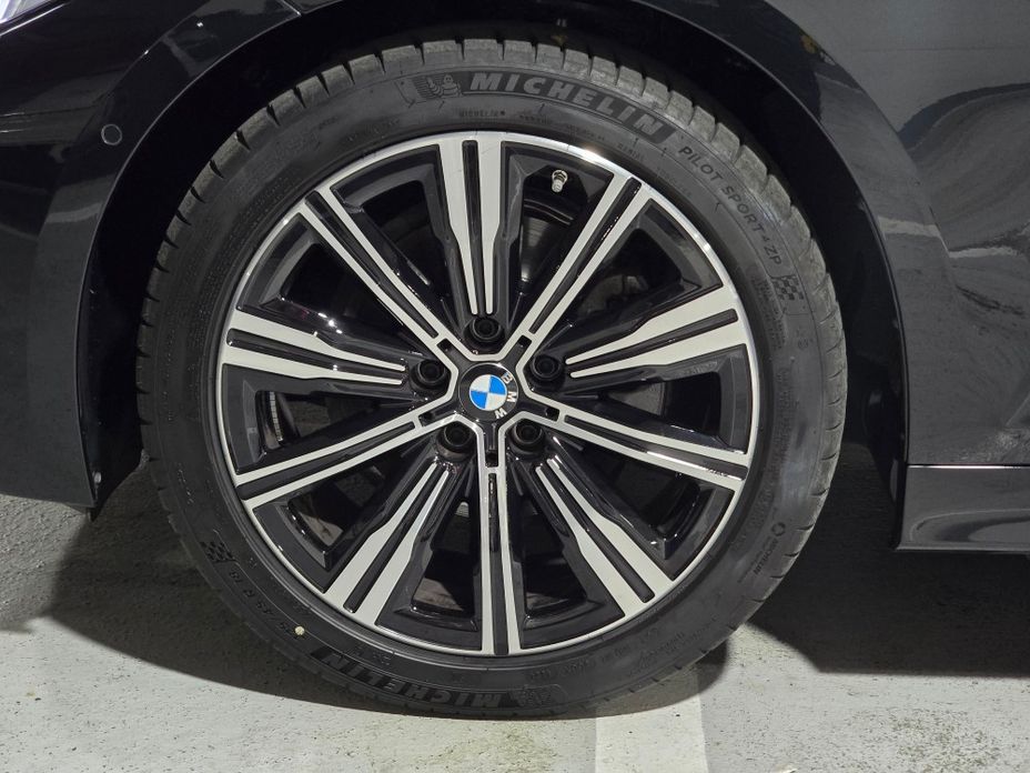 BMW 3-Series 2025