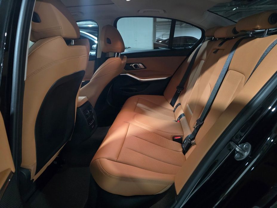 BMW 3-Series 2025