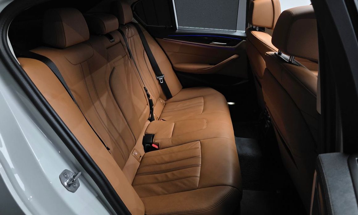 BMW 5-Series 2023