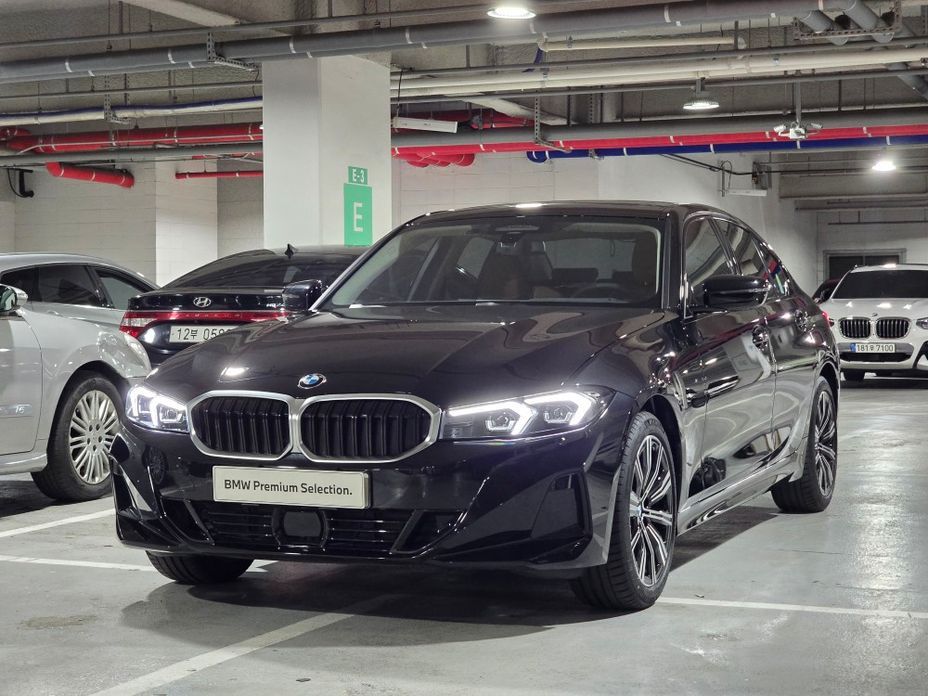 BMW 3-Series 2025