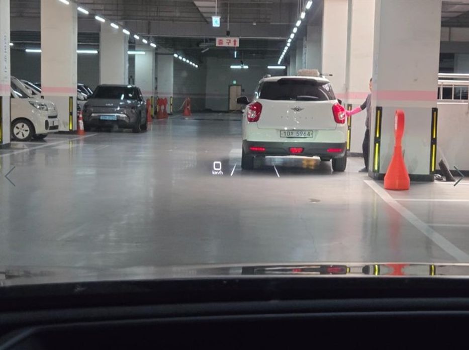 Audi Q4 e-tron 2024