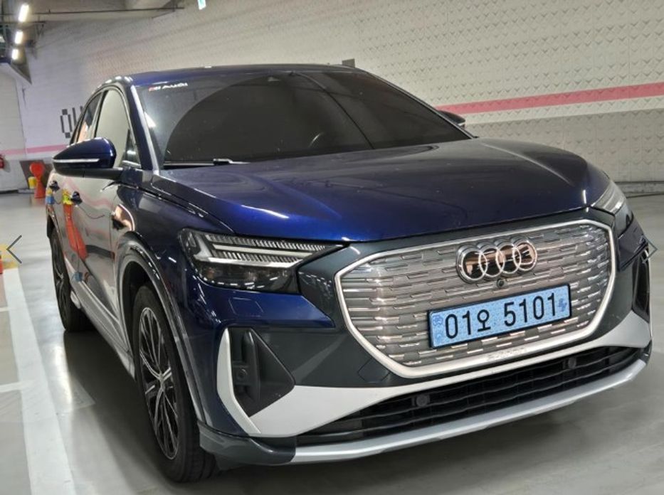 Audi Q4 e-tron 2024