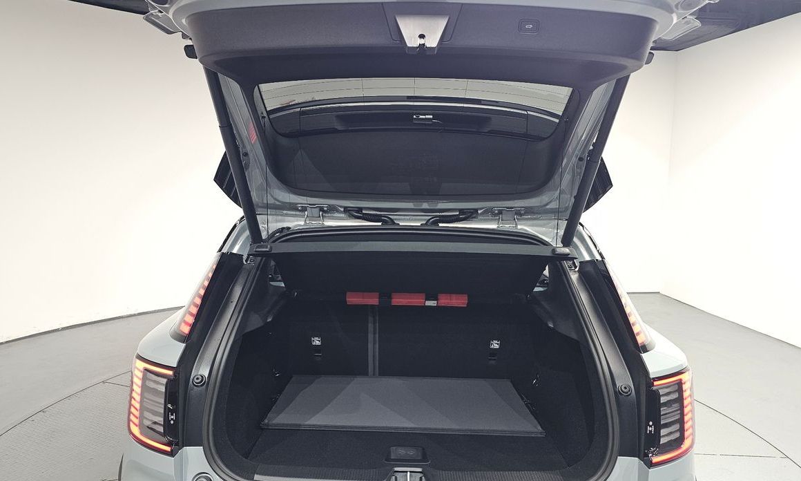 Volvo EX30 2025