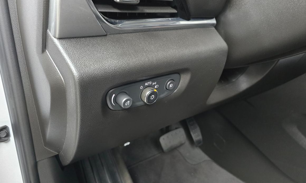 ChevroletGMDaewoo Traverse 2021