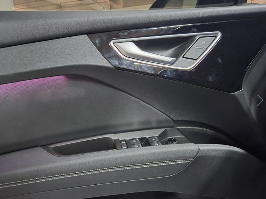Audi Q4 e-tron 2024