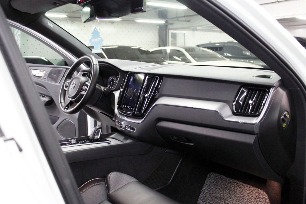 Volvo XC60 2021