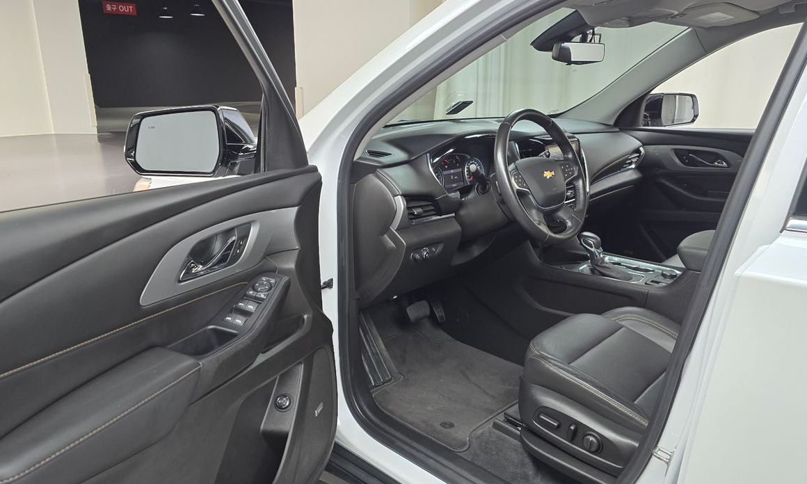 ChevroletGMDaewoo Traverse 2021