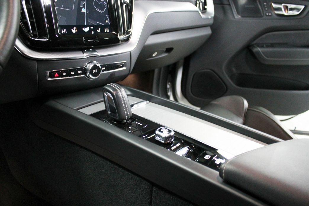 Volvo XC60 2021