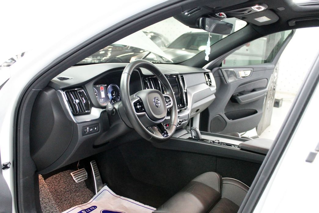 Volvo XC60 2021