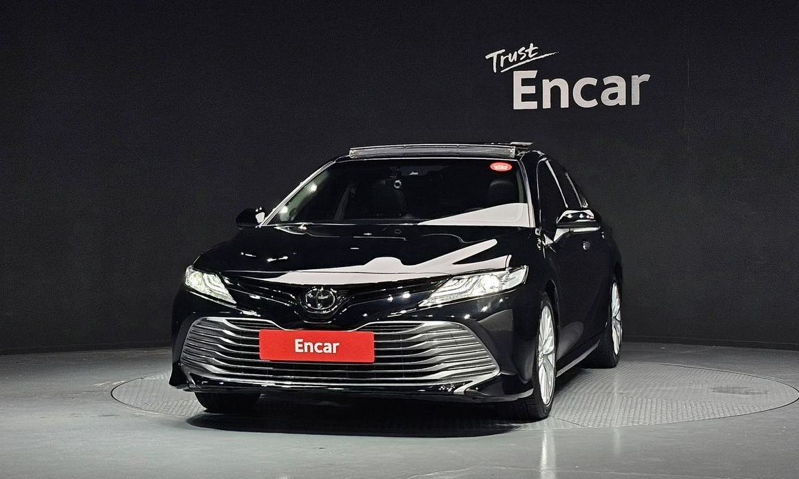 Toyota Camry 2019