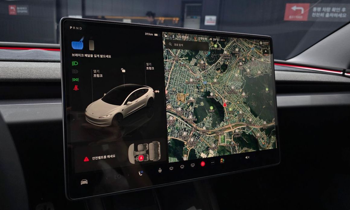 Tesla Model 3 2024