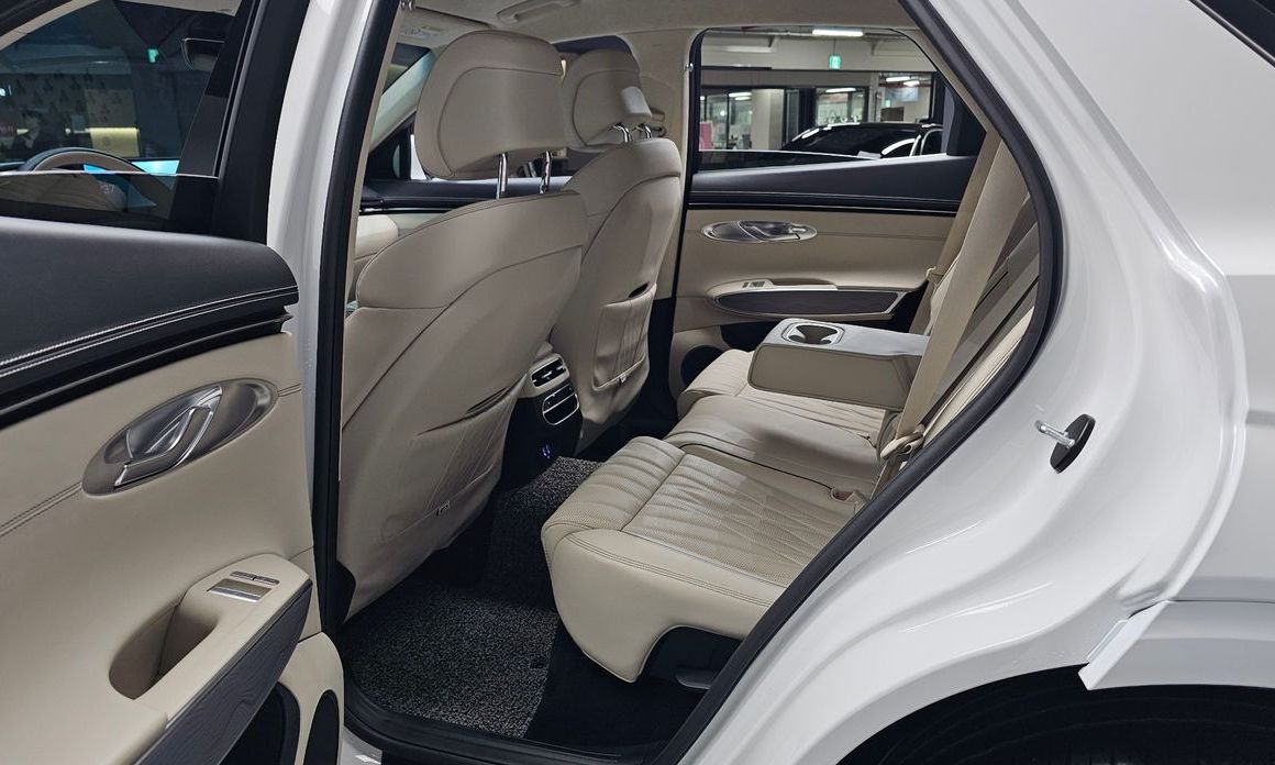 Genesis GV70 2023