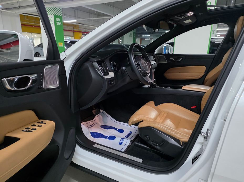 Volvo XC60 2020