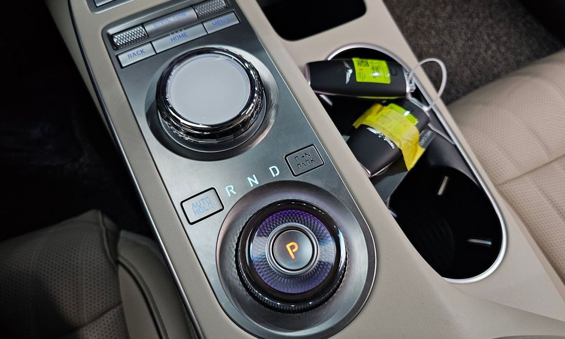 Genesis GV70 2023