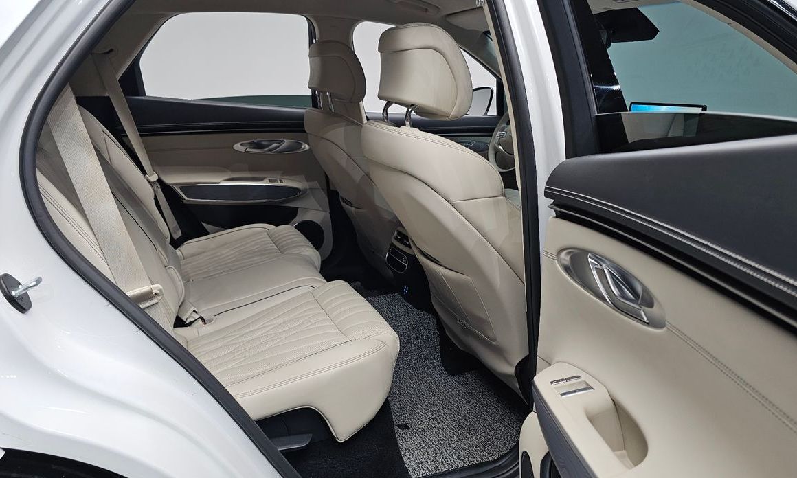 Genesis GV70 2023
