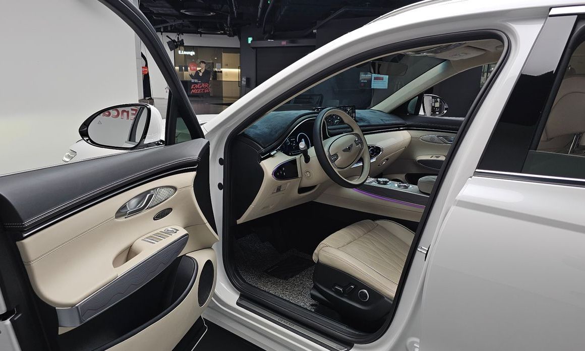 Genesis GV70 2023