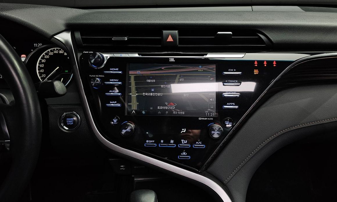Toyota Camry 2019