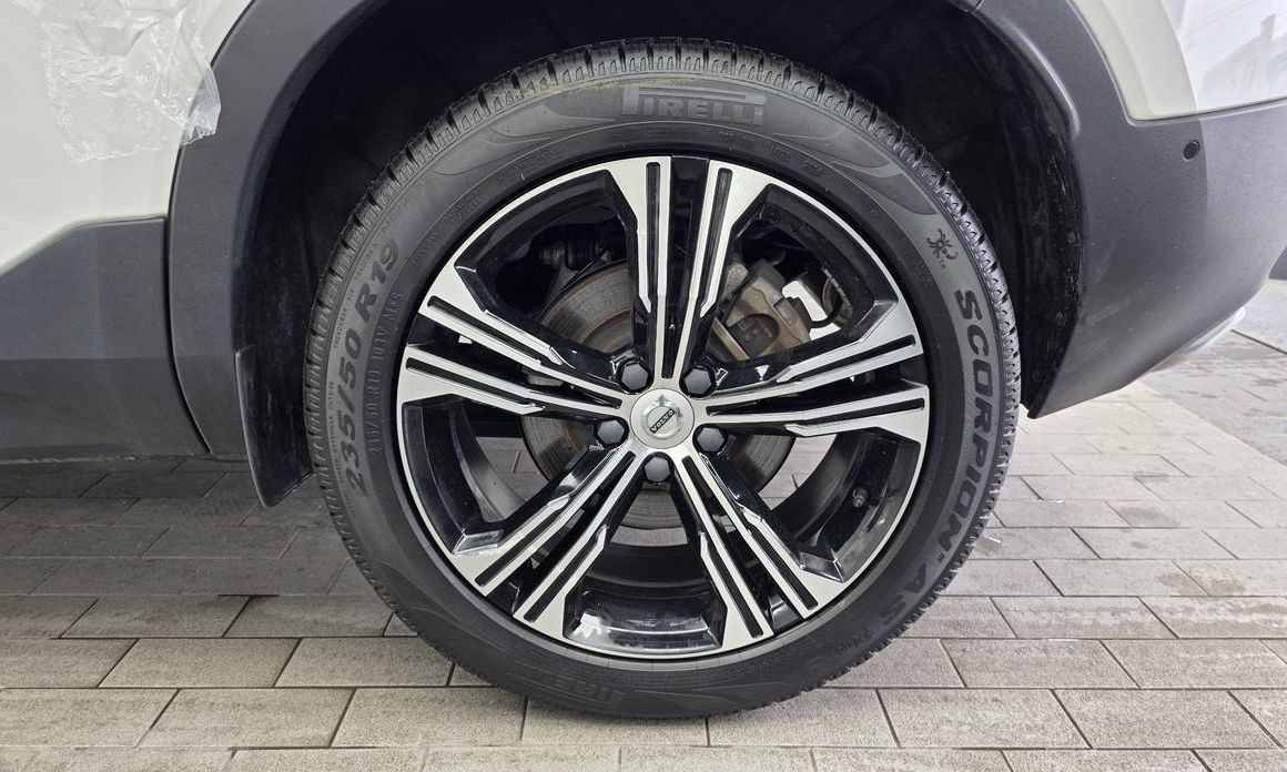 Volvo XC40 2020