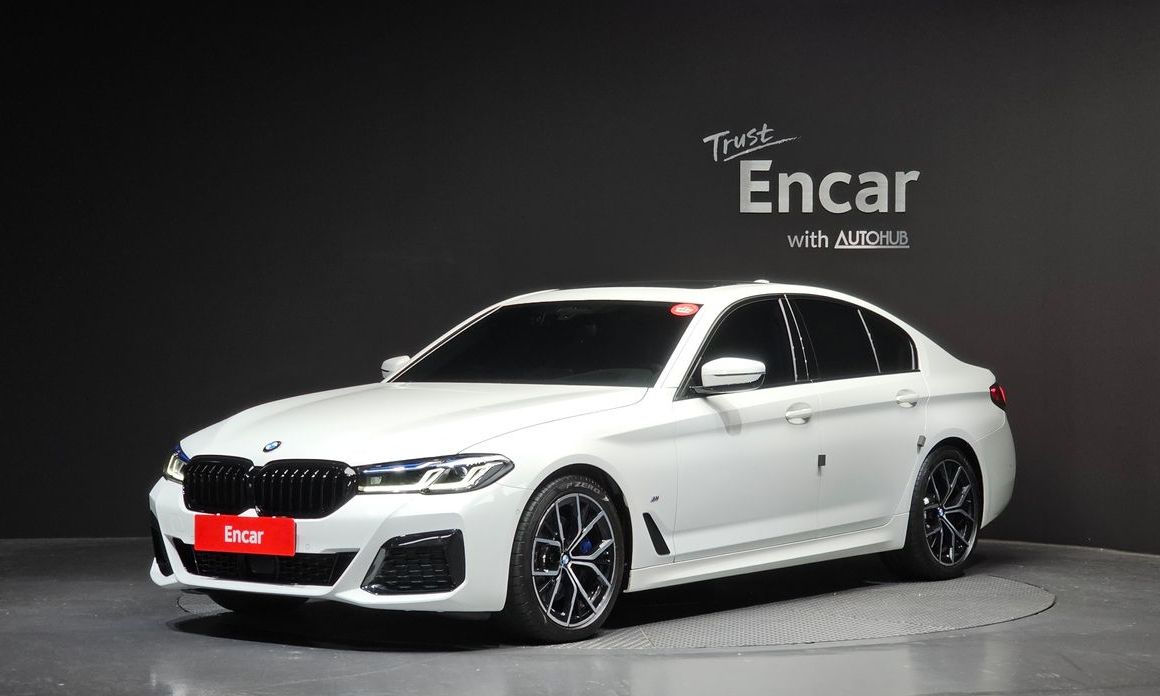 BMW 5-Series 2023