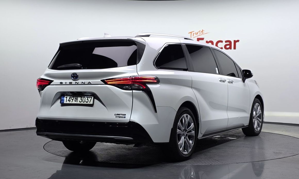 Toyota Sienna 2022