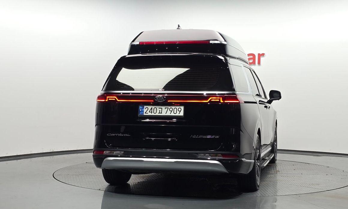 Kia Canival 2021