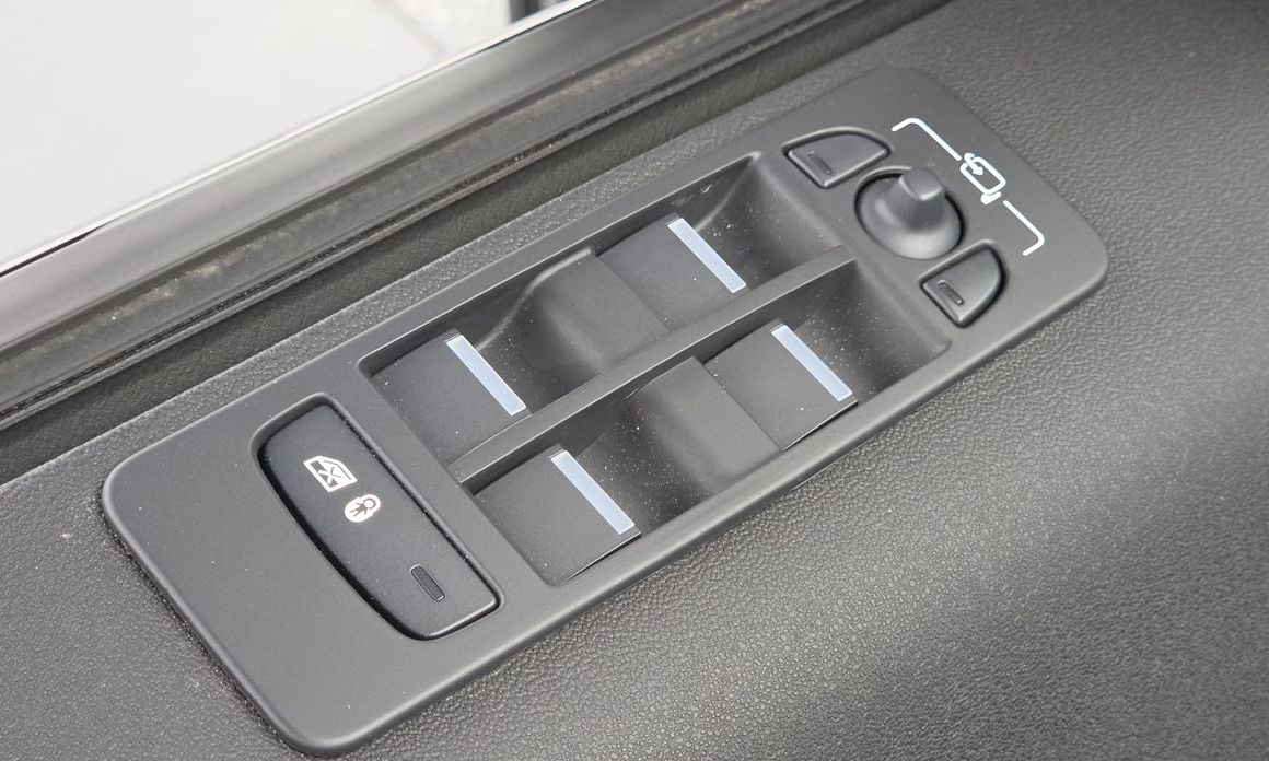 Land Rover Discovery Sport 2025