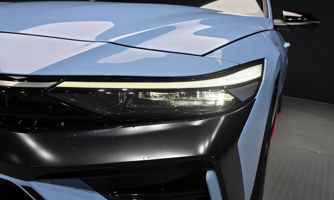 Hyundai AVANTE 2025
