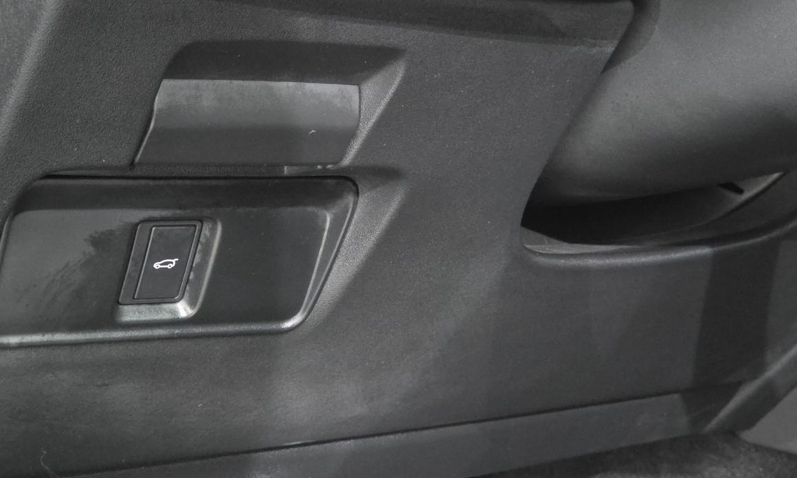 Land Rover Discovery Sport 2025
