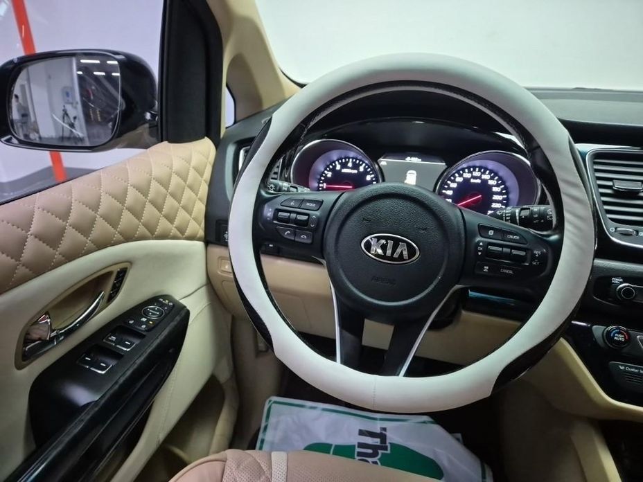 Kia Canival 2019