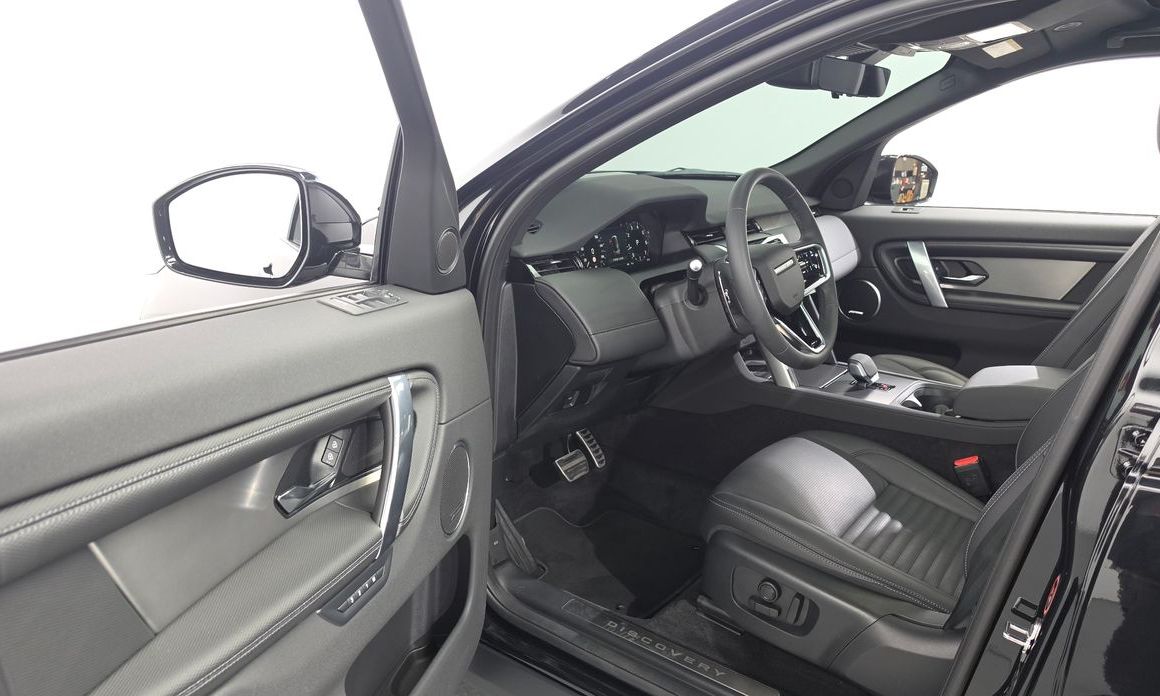 Land Rover Discovery Sport 2025
