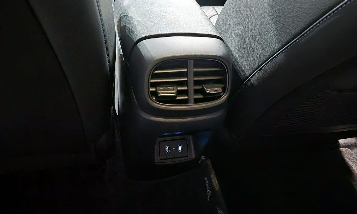 Hyundai AVANTE 2025